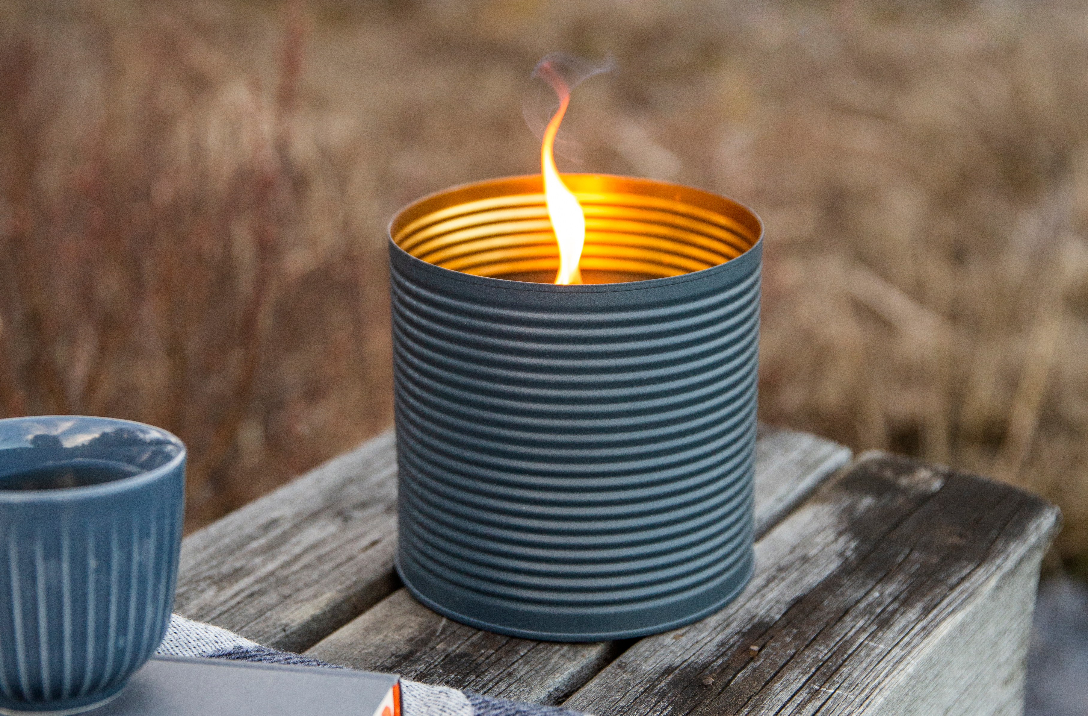 Outdoor Kerze im stilvollen Design grau matt